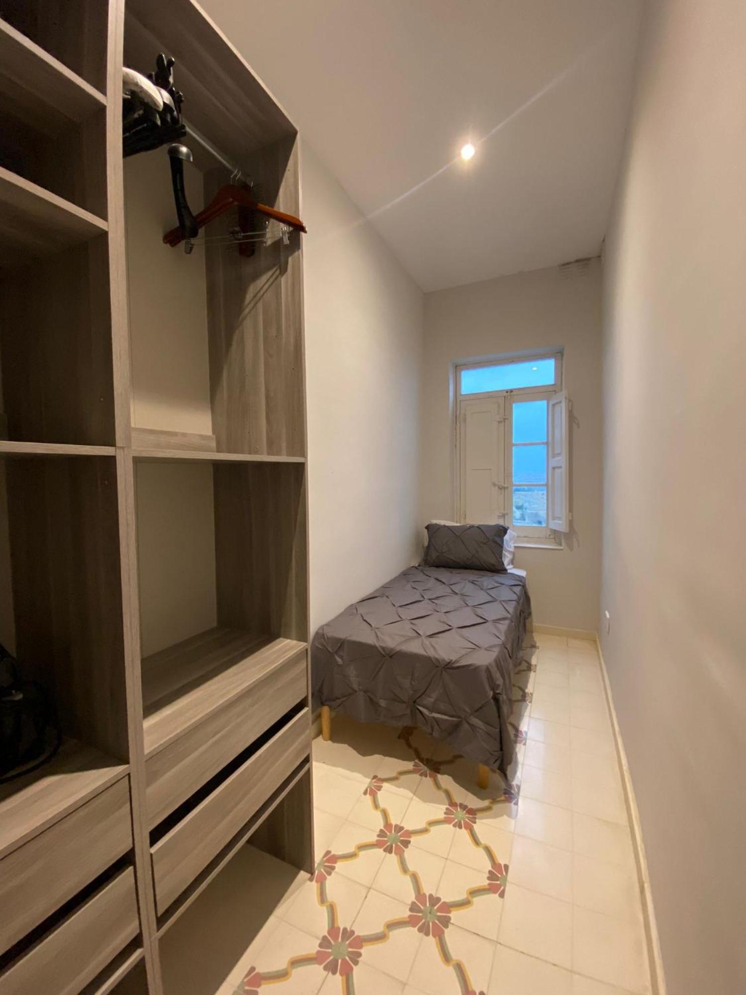Seaview Valletta Apartment Bagian luar foto